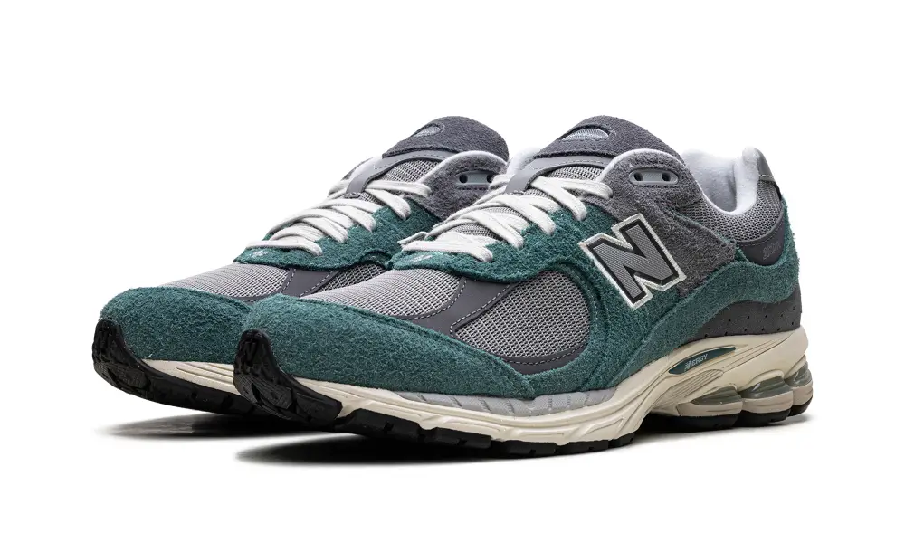 New Balance 2002R 2002R 'NEW SPRUCE MAGNET'