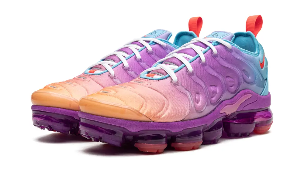 Nike Air Max AIR VAPORMAX PLUS WMNS 'Multigradient'
