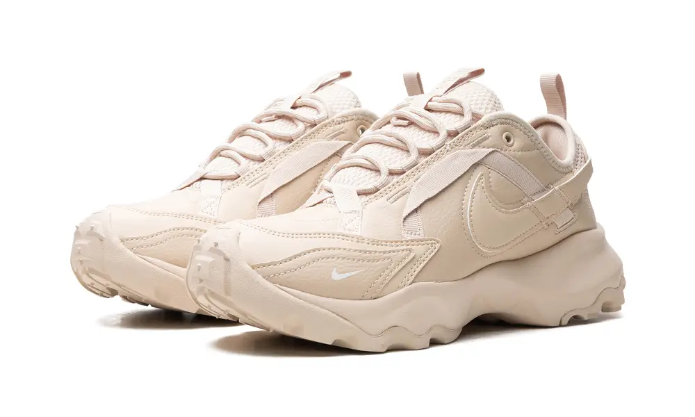 Nike Lifestyle TC 7900 Wmns 'Sand Drift'