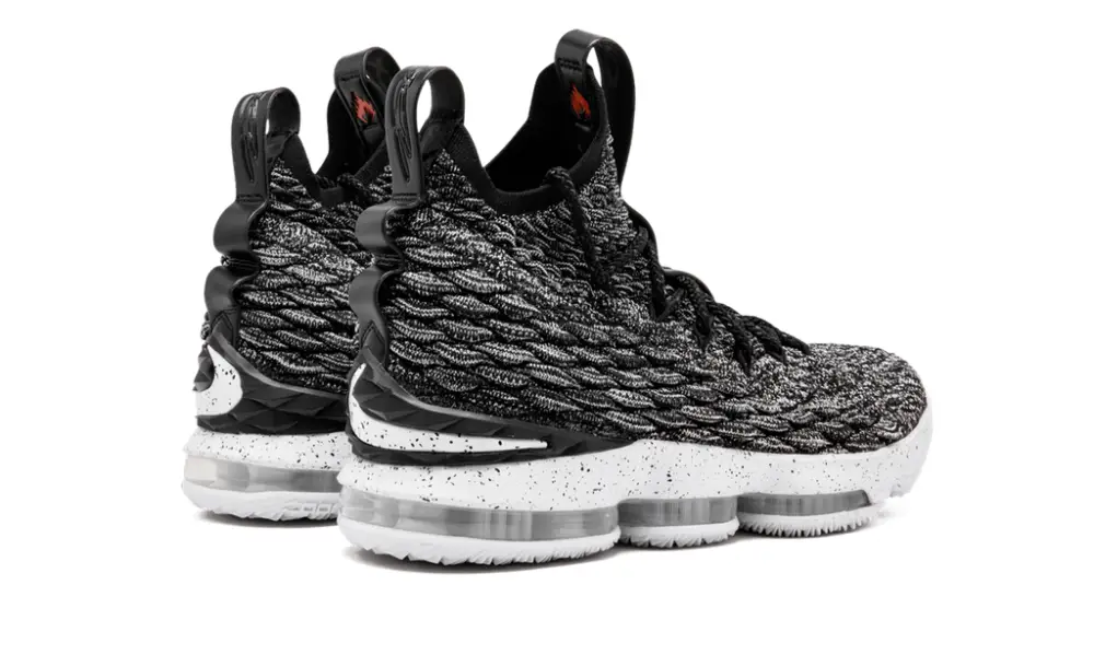 Nike Basketball Lebron XV