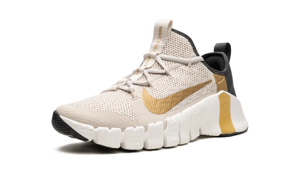 Nike Lifestyle FREE METCON 3 WMNS 'Light Orewood Brown' 