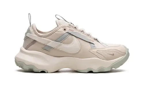 Nike Lifestyle TC 7900 WMNS 'Light Orewood Brown' 