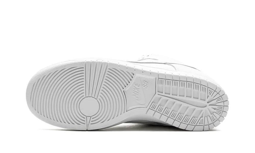SB Dunk Low Pro 'Triple White'