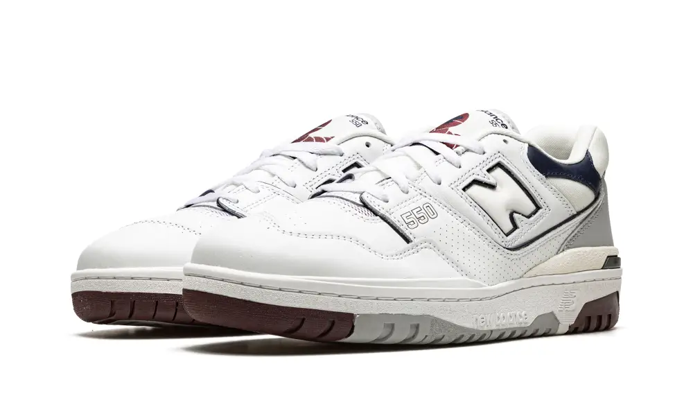 New Balance 550 550 'White / Indigo / Burgundy' 820A11943