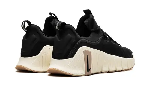Nike Lifestyle Free Metcon 6 'Black Gum Light Brown' 