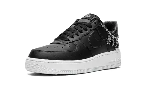 Nike Lifestyle AIR FORCE 1 '07 LX MNS WMNS 'Lucky Charms - Black' 