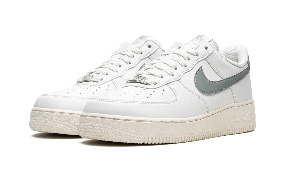 Nike Lifestyle AIR FORCE 1 '07 NEXT NATURE MNS WMNS 'Mica Green' 