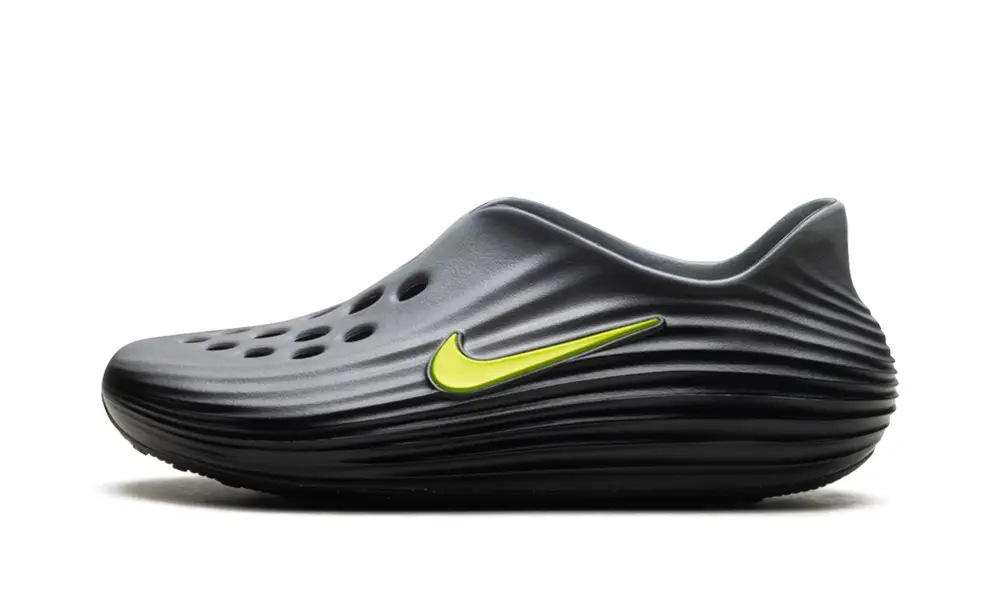 Nike Lifestyle ReactX Rejuven8 'Black Volt'