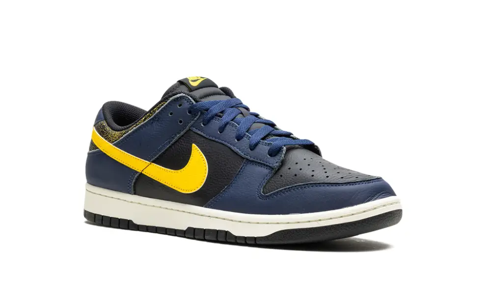 Nike Dunk Dunk Low Vintage 'Michigan'