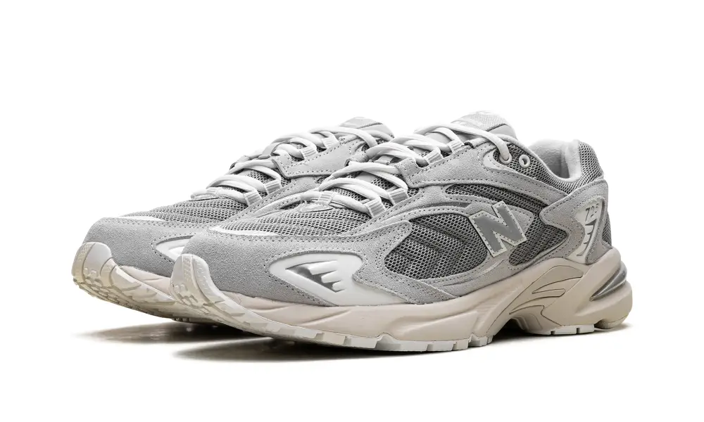 More New Balance 725 'LIGHT GREY'