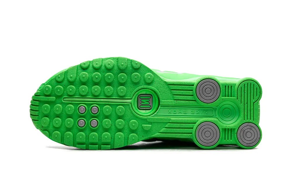 Nike Lifestyle Shox R4 WMNS 'Green Strike'