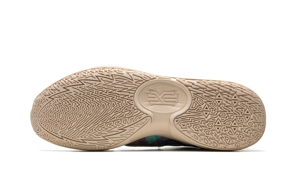 Nike Basketball Kyrie Low 5 'Jewell Loyd'