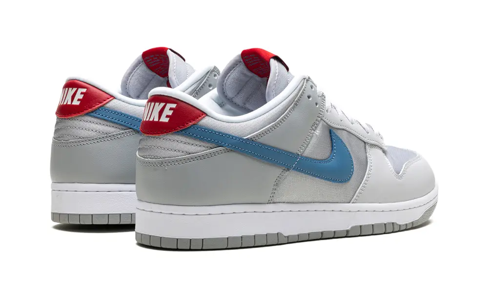 Dunk low 'Silver Surfer' 
