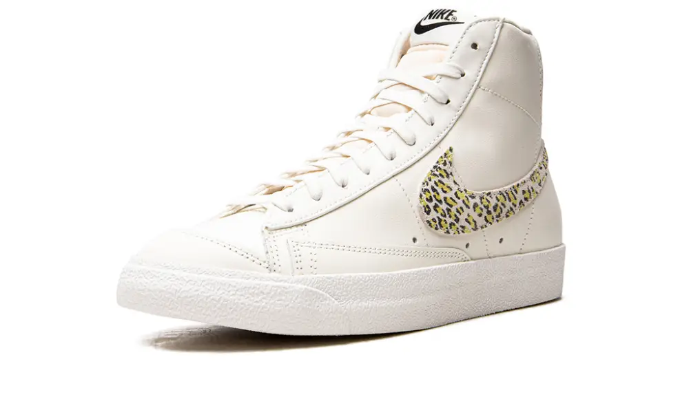 Nike Lifestyle BLAZER MID '77 SE WMNS 'Leopard' 