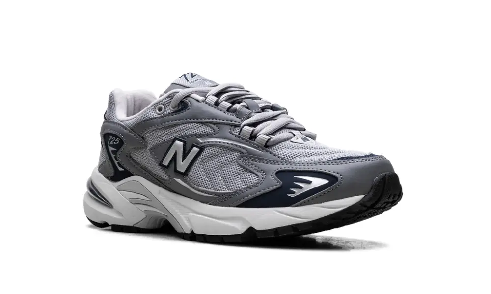 More New Balance 725 'Titanium Navy' 