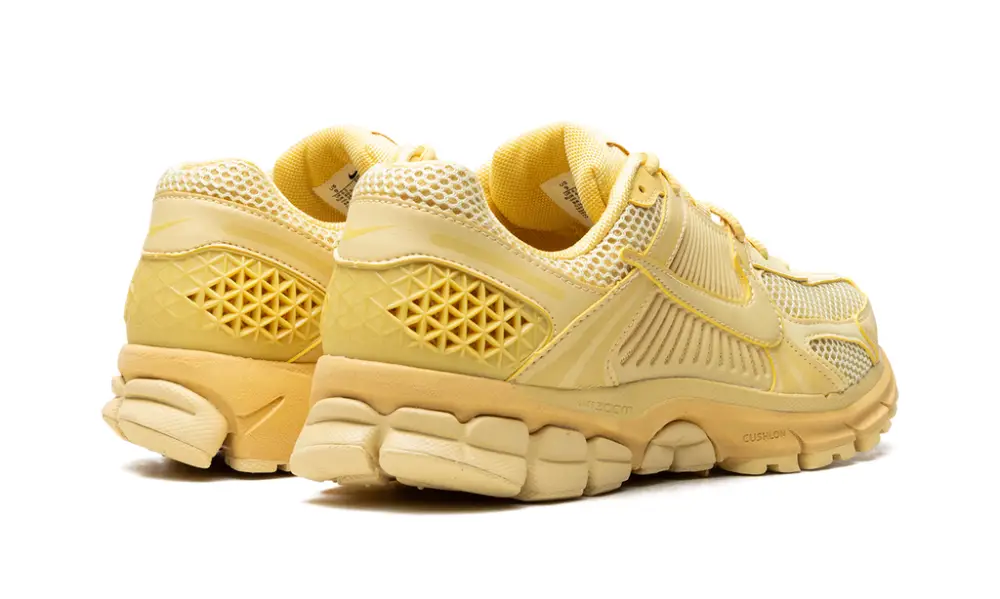 Nike Lifestyle Zoom Vomero 5 'Saturn Gold' 