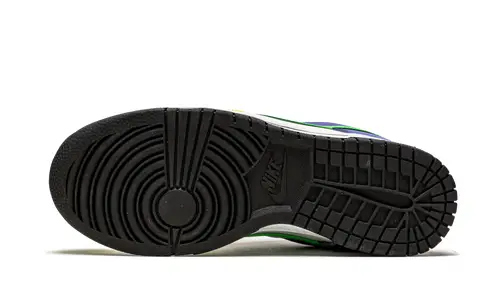 Nike Dunk DUNK LOW WMNS 'Green Strike' 