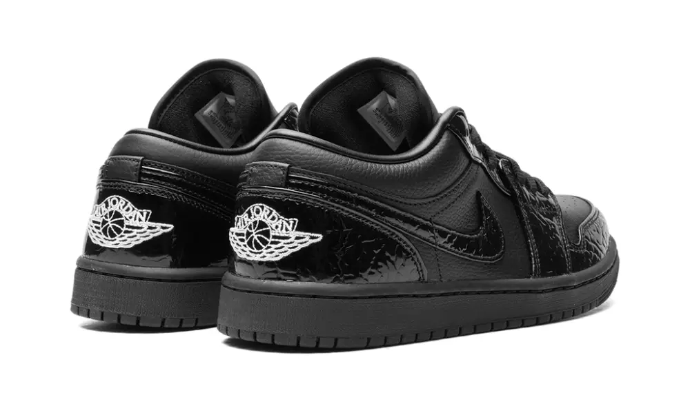 Air Jordan 1 Air Jordan 1 WMNS 'Black Croc'