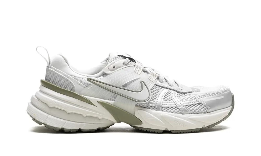 Nike Lifestyle V2K Run WMNS 'Photon Dust Light Silver'
