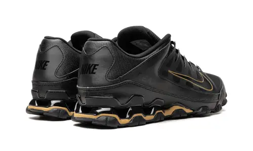 Nike Basketball Reax 8 TR 