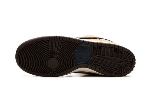 Nike Lifestyle SB Dunk 'City Of Cinema' 