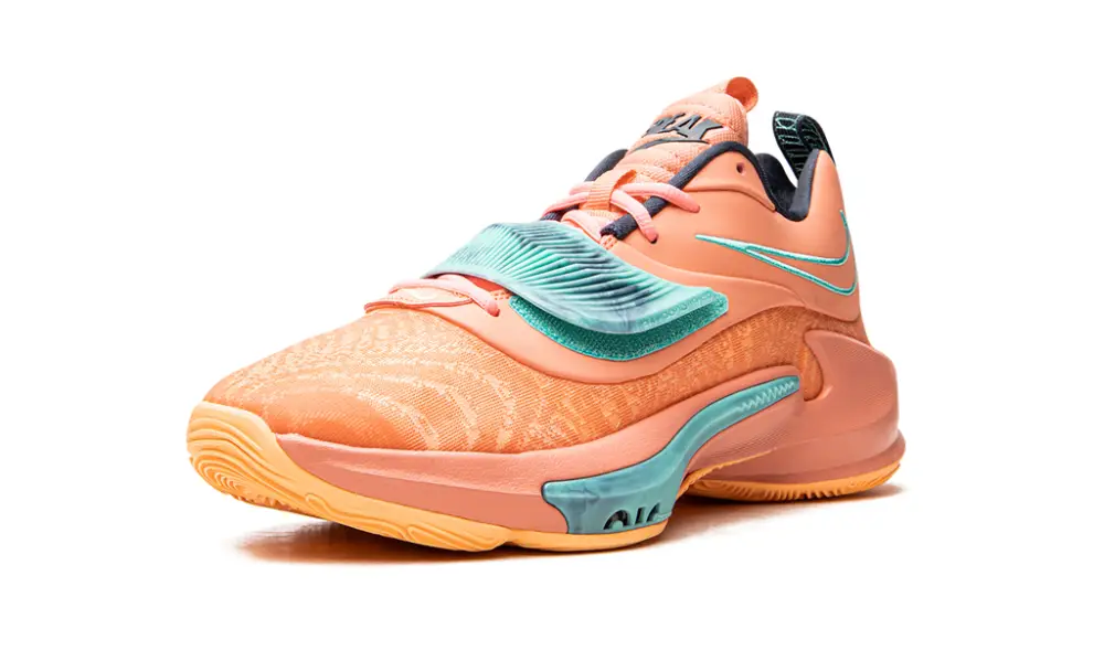 Nike Basketball Zoom Freak 3 'Crimson Bliss' 