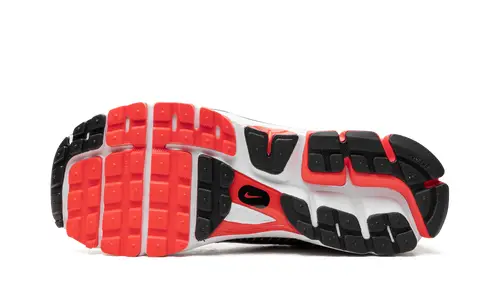 Nike Lifestyle Zoom Vomero 5 SE 'Bright Crimson'