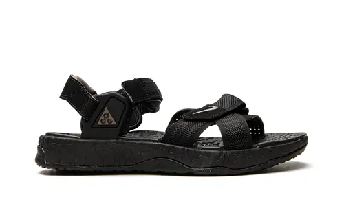 Nike Basketball ACG Air Deschutz 'Black'