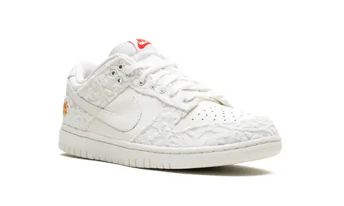 Nike Dunk DUNK LOW WMNS 'Giver Her Flowers' 