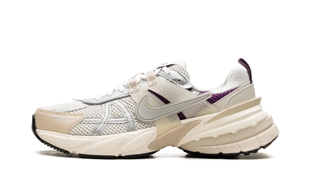 Nike Lifestyle V2K Run Prm Wmns 'Light Bone'