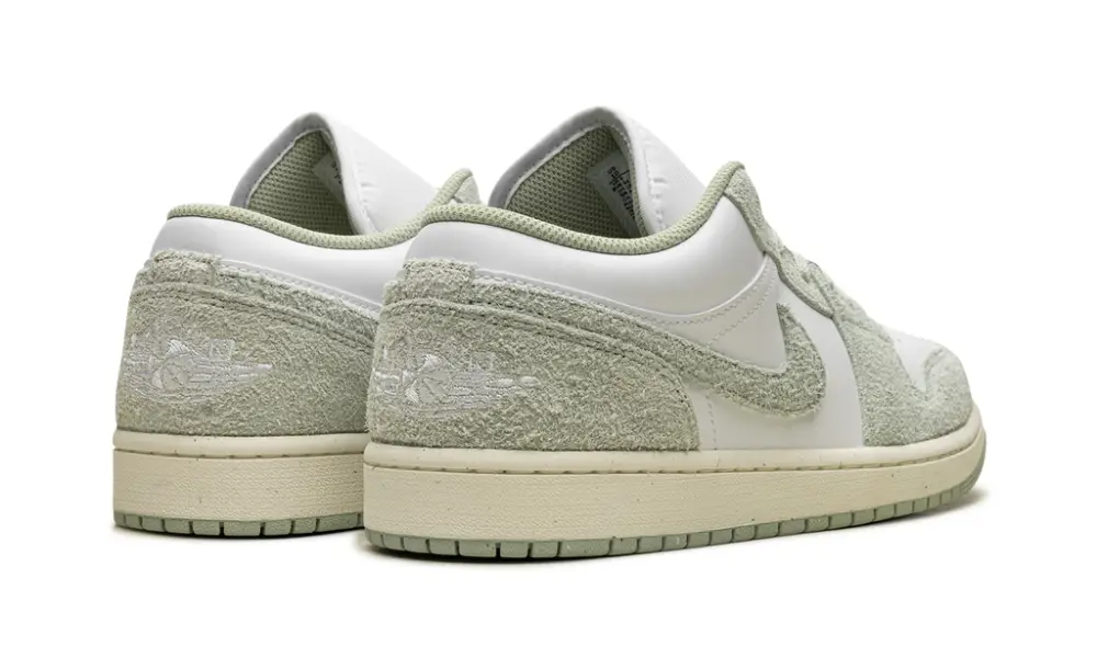 Air Jordan 1 Air Jordan 1 Low SE 'Seafoam'