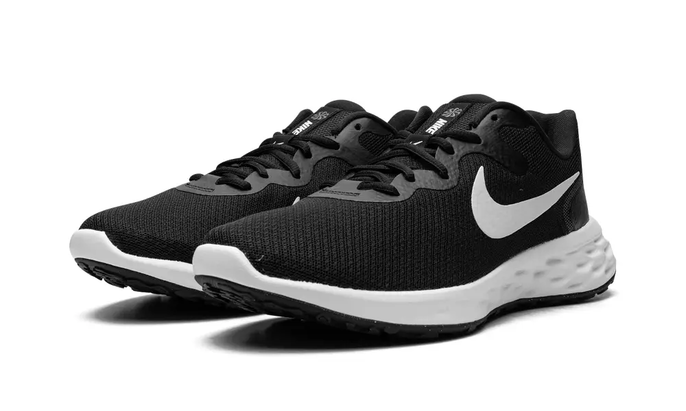 Nike Basketball Revolution 6