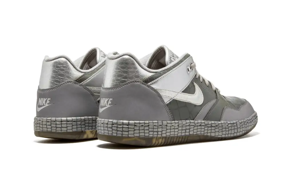 Nike Basketball Sky Force 88 Low LTR QS