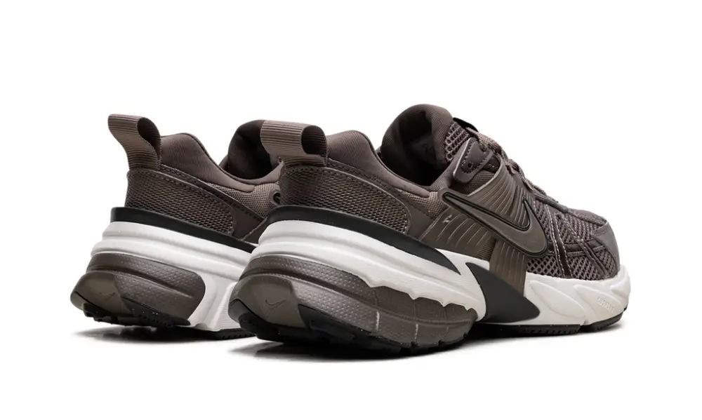 Nike Lifestyle V2K Run WMNS 'Mink Brown Ironstone Team Anthracite' 