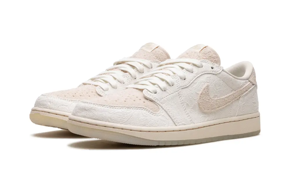 Air Jordan 1 Air Jordan 1 Low OG 'Chris Paul - Give Them Flowers' 574811661