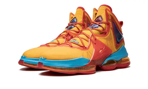 Nike Basketball LEBRON XIX 'Space Jam - Tune Squad'