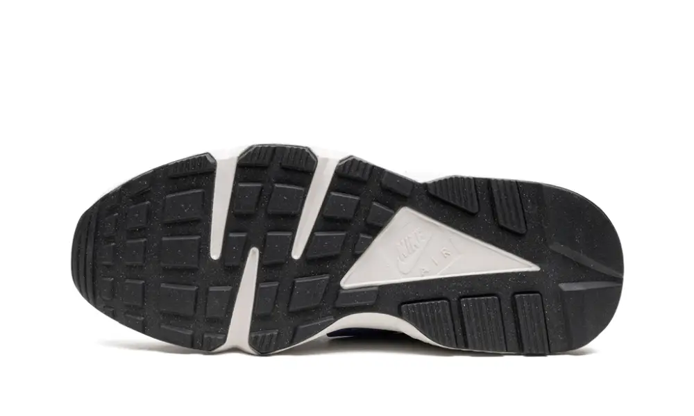 Nike Huarache Air Huarache 'Social FC' 