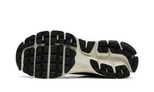 Nike Lifestyle ZOOM VOMERO 5 WMNS 'Sequoia' 