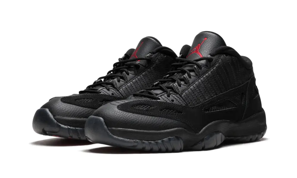 Air Jordan 11 Air Jordan 11 Retro Low 'Referee' 
