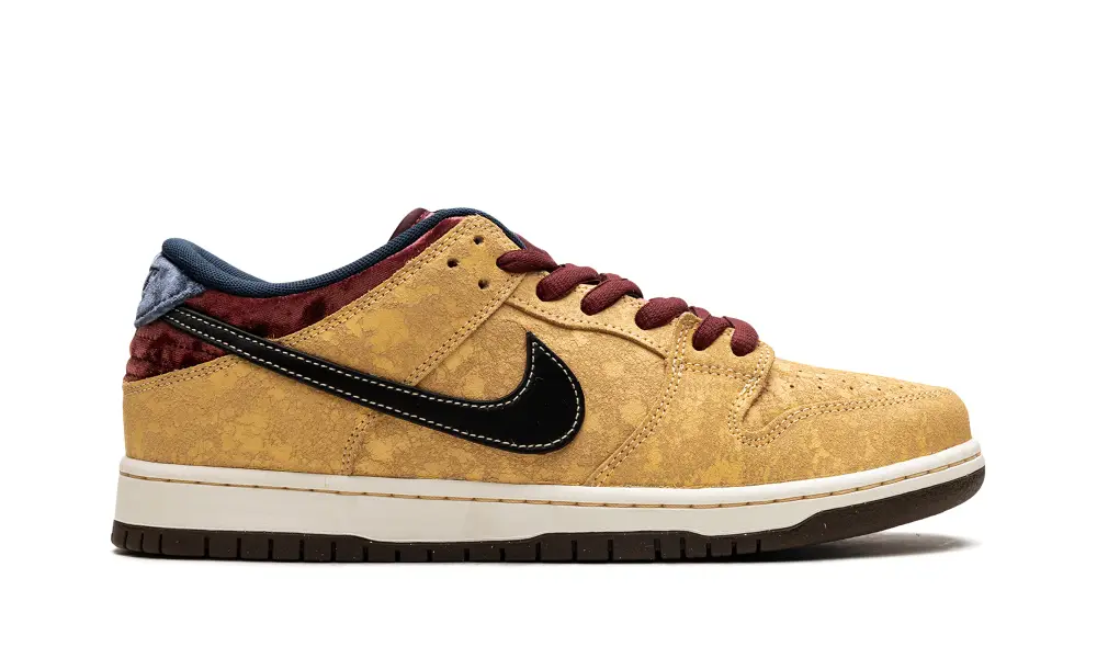 Nike Lifestyle SB Dunk 'City Of Cinema'