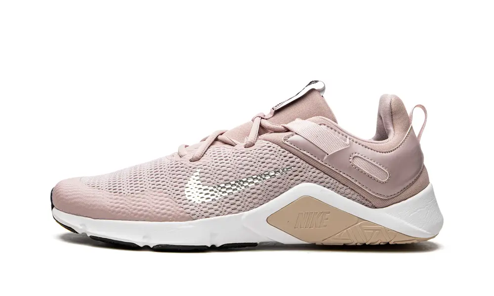 Nike Lifestyle LEGEND ESSENTIAL MNS WMNS