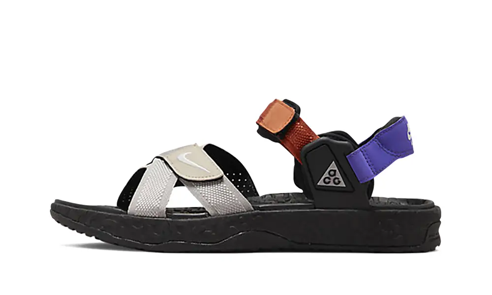 Nike Basketball ACG Air Deschutz+ 