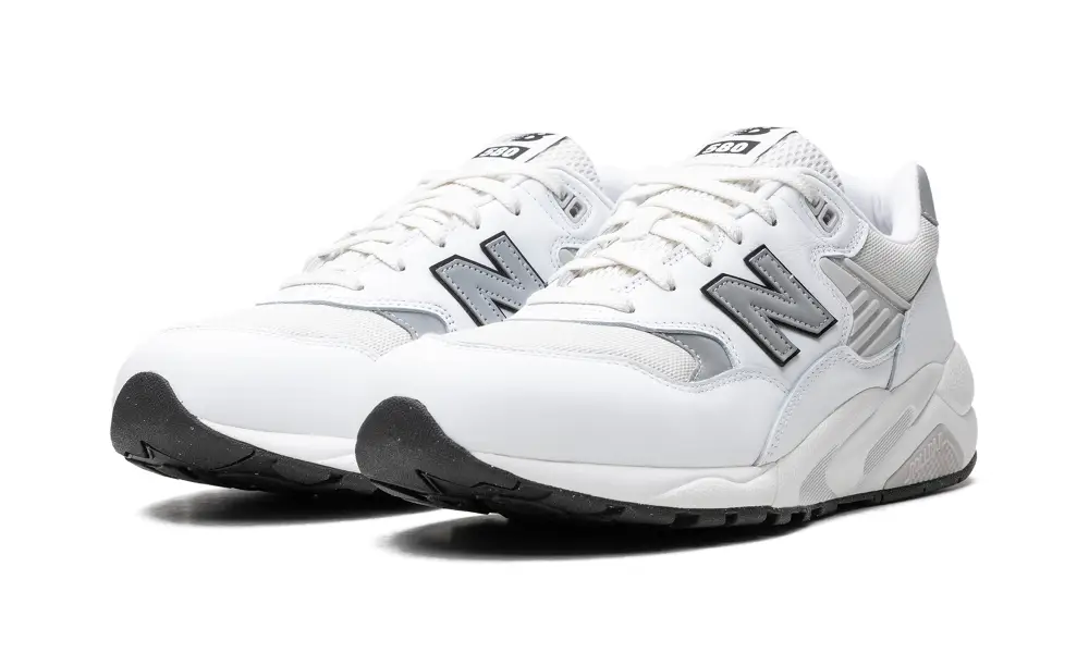 New Balance 580 580 'Metallic Silver' 