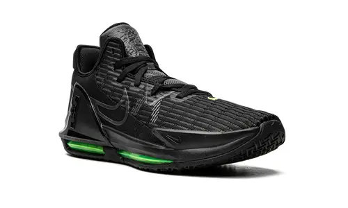 Nike Basketball LeBron Witness VI