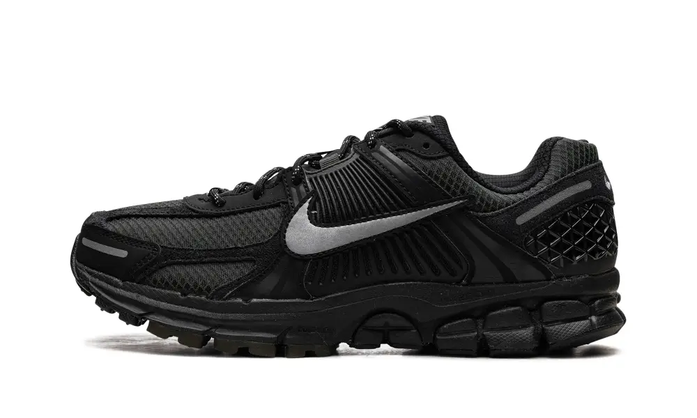 Nike Lifestyle Vomero 5 'Black Sequoia'
