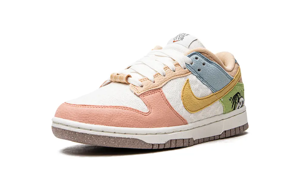 Nike Dunk DUNK LO SE WMNS 'Sun Club' 