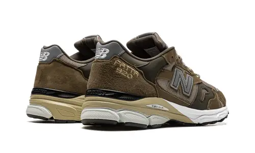 More New Balance 920 'Patta'