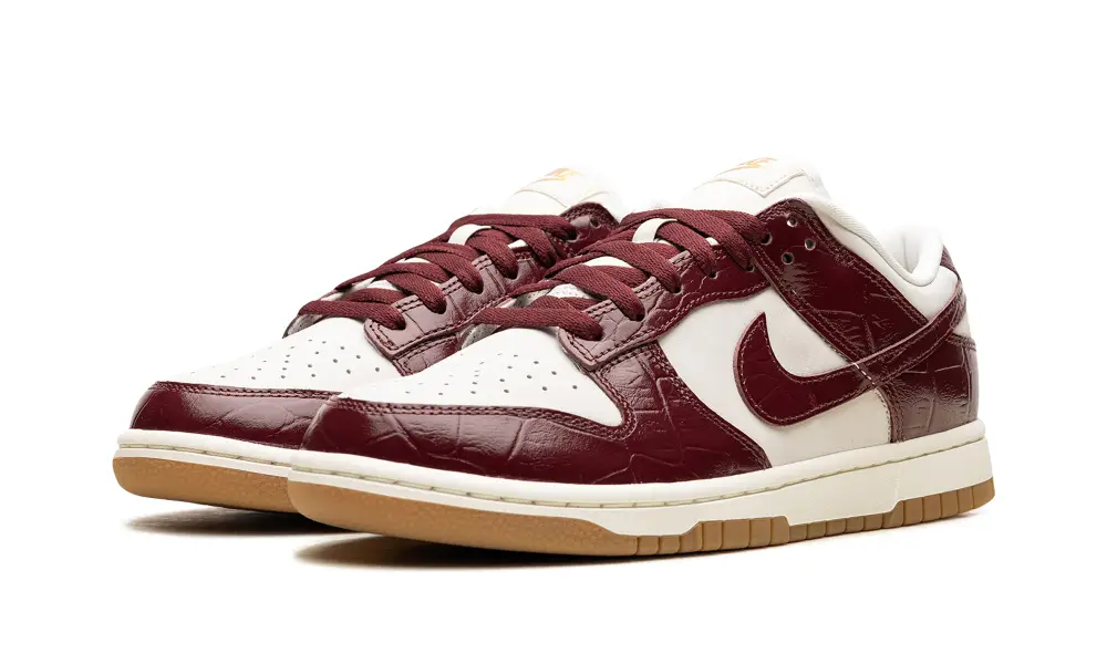 Nike Dunk Wmns Dunk Low LX 'Team Red Croc' 