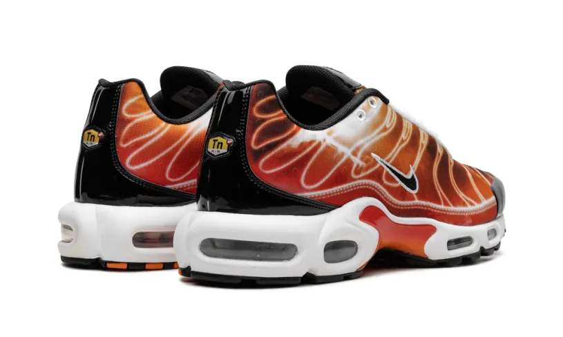 Nike Air Max Air Max Plus 'Light Photography - Sport Red' 