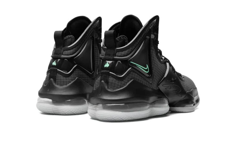 Nike Basketball LeBron 19 GS 'Black Green Glow' 